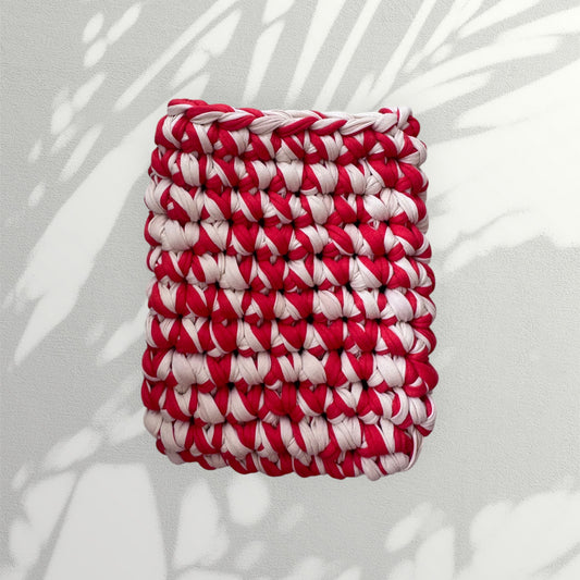"L'Endormi" E-reader sleeve for Kindle, Red and Beige